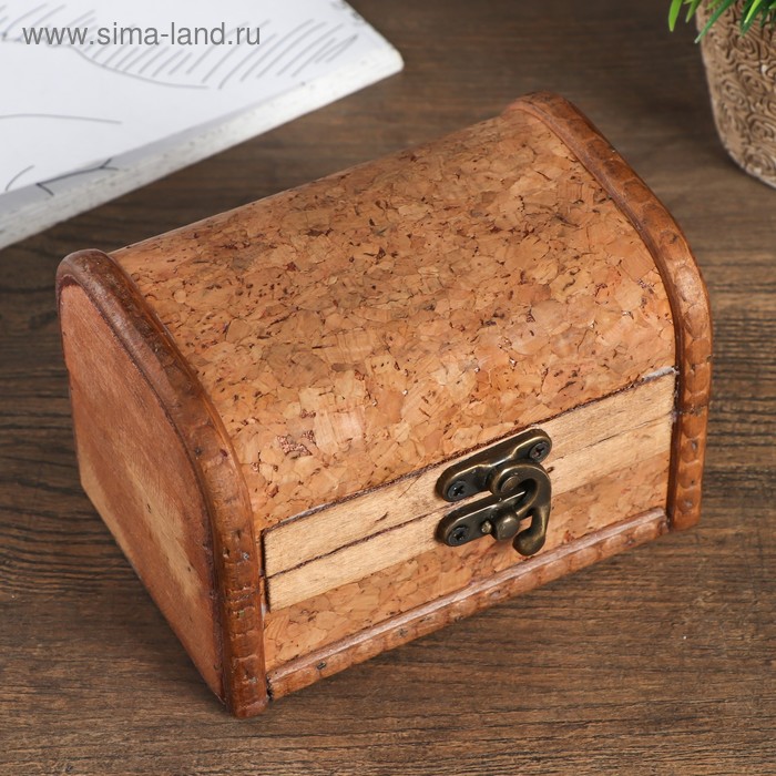 Шкатулка дерево сундучок "Пробка" 8,5х12х8,5 см
Шкатулка дерево сундучок "Пробка" 8,5х12х8,5 см