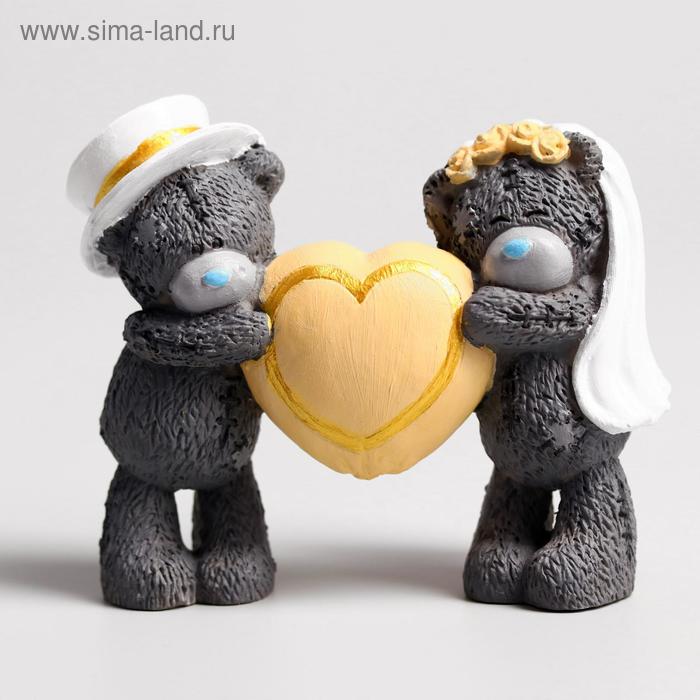 Сувенир полистоун "Медвежата Me to you свадебные с большим сердцем" 8х10 см
Сувенир полистоун "Медвежата Me to you свадебные с большим сердцем" 8х10 см