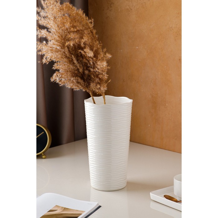 Ваза настольная "Волна", белая, керамика, 27 см
Ваза настольная "Волна", белая, керамика, 27 см