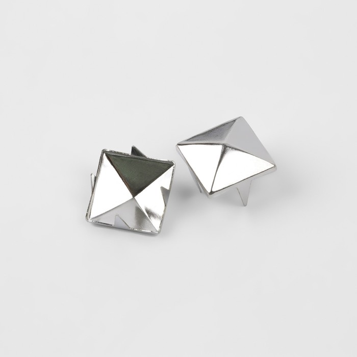 фото Хольнитен «пирамида», 11 × 11 мм, 4 крепления, 50 шт, цвет серебряный арт узор