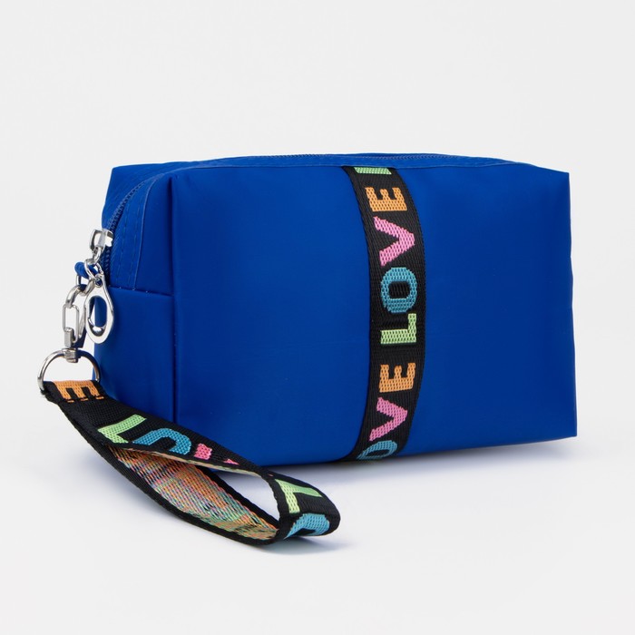 Косметичка на молнии, цвет синий
Косметичка на молнии, цвет синий