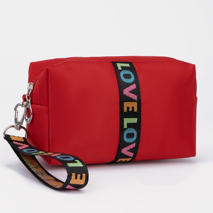 Косметичка на молнии, цвет красный
Косметичка на молнии, цвет красный