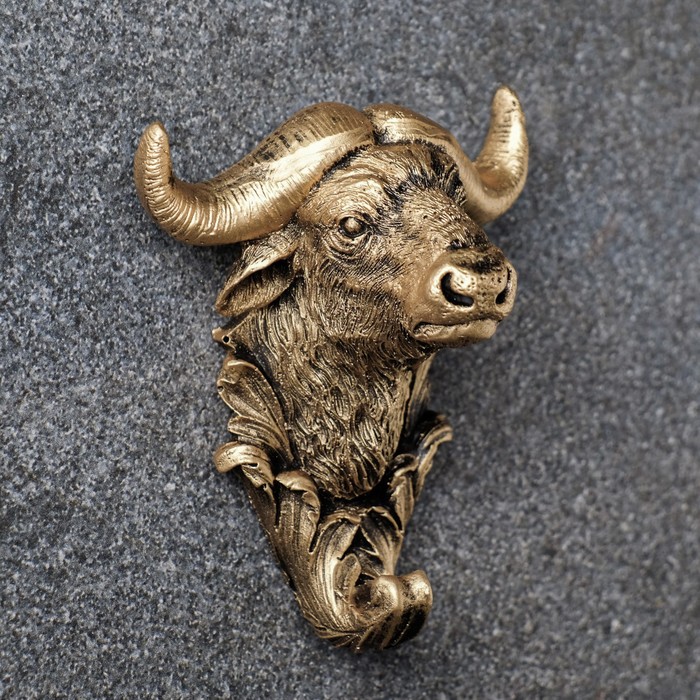 фото Крючок фигурный "буйвол" бронза 7х10х12см хорошие сувениры