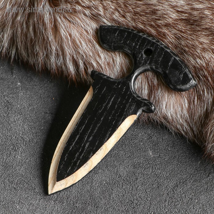 Сувенирное деревянное оружие "Тычковый нож", 15 х 10 см, массив ясеня
Сувенирное деревянное оружие "Тычковый нож", 15 х 10 см, массив ясеня