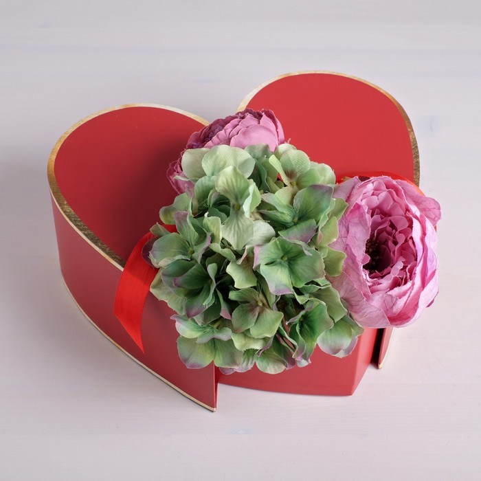 Коробка-сердце «Любовь», 27 х 22 х 11 см
Коробка-сердце «Любовь», 27 х 22 х 11 см