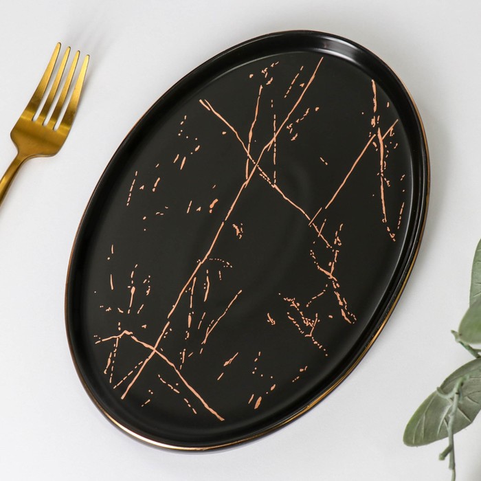 Тарелка для подачи овальная Gold, 22,5×15,5 см, цвет чёрный
Тарелка для подачи овальная Gold, 22,5×15,5 см, цвет чёрный