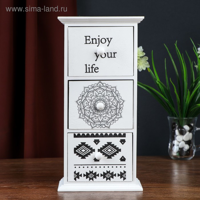 Шкатулка дерево 3 ящика "Комод мехенди на белом" 29х14х9 см
Шкатулка дерево 3 ящика "Комод мехенди на белом" 29х14х9 см