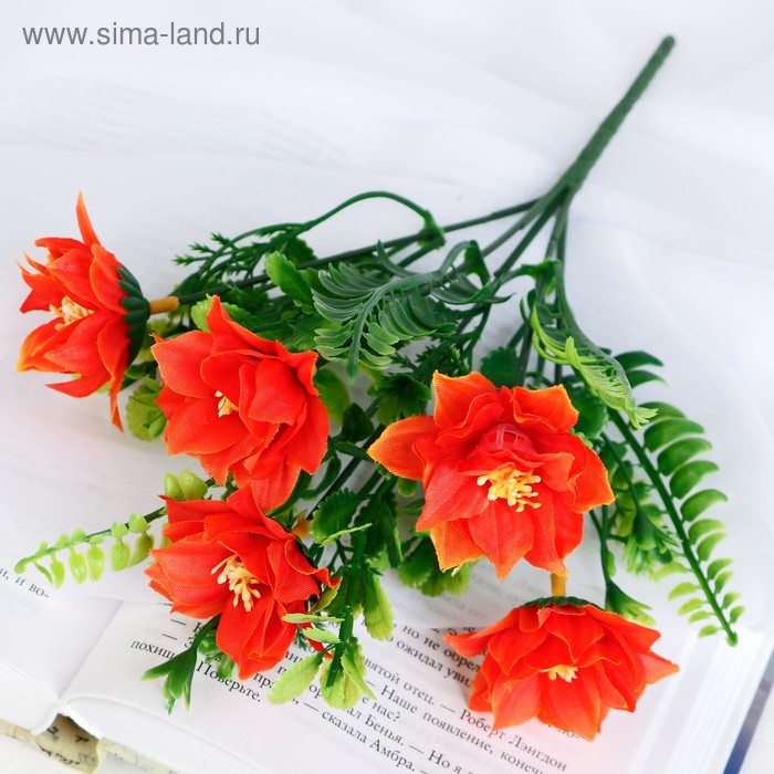 Букет "Чубушник с папоротником" 25 см микс
Букет "Чубушник с папоротником" 25 см микс