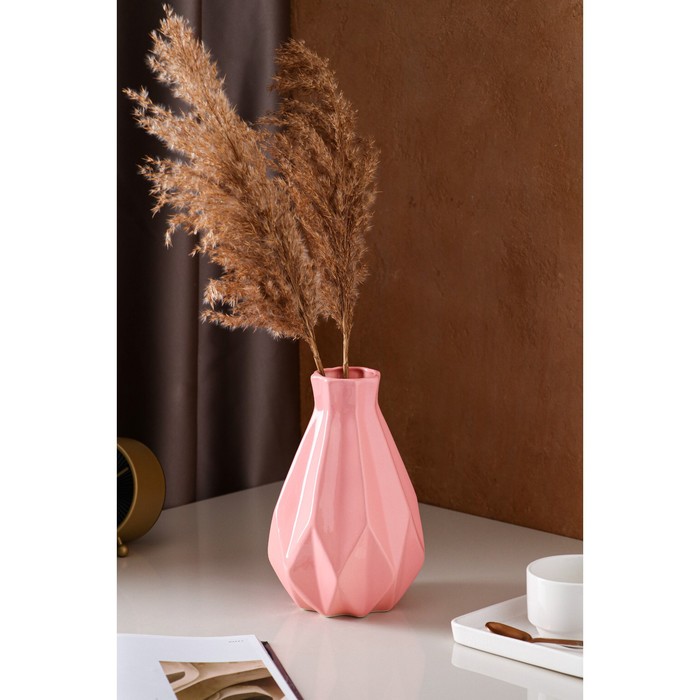 Ваза керамическая "Оригами", настольная, геометрия, розовая, 22 см
Ваза керамическая "Оригами", настольная, геометрия, розовая, 22 см