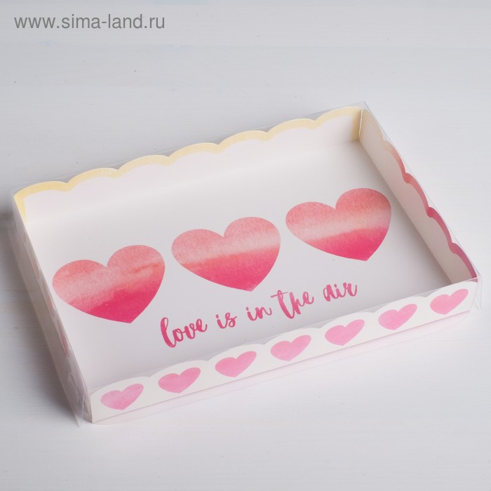 Коробка для кондитерских изделий с PVC-крышкой «Love is in the air», 22 × 15 × 3 см
Коробка для кондитерских изделий с PVC-крышкой «Love is in the air», 22 × 15 × 3 см