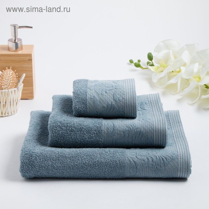 Комплект махровых полотенец «VENEZIA» 30х50, 50х90, 70х130 см, цвет топаз
Комплект махровых полотенец «VENEZIA» 30х50, 50х90, 70х130 см, цвет топаз