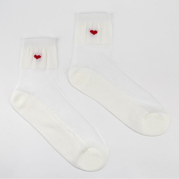 Носки женские стеклянные «Сердце» цвет белый, размер 23-25 (36-40)
Носки женские стеклянные «Сердце» цвет белый, размер 23-25 (36-40)