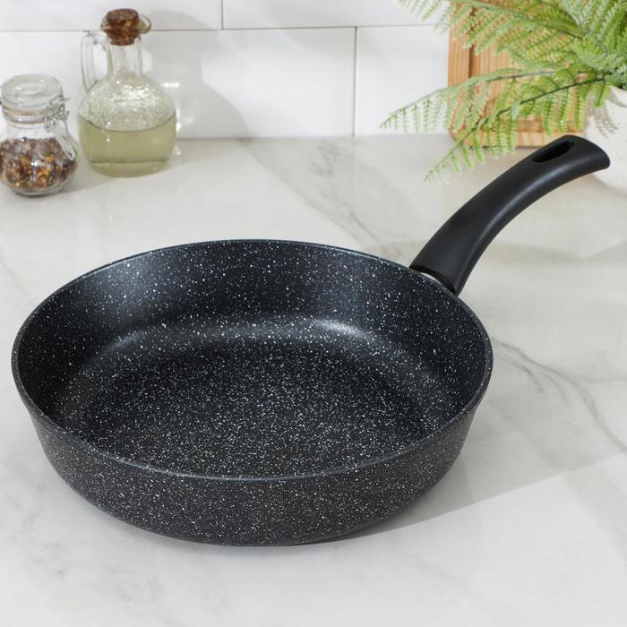 Сковорода Neva Granite, d=28 см, литая, противопригарная
Сковорода Neva Granite, d=28 см, литая, противопригарная