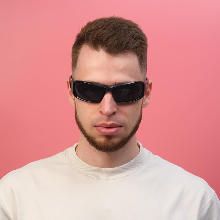 Очки солнцезащитные спортивные "Мастер К.", uv 400, 11.5х13х4.5 см, линза 4.5х6 см
Очки солнцезащитные спортивные "Мастер К.", uv 400, 11.5х13х4.5 см, линза 4.5х6 см