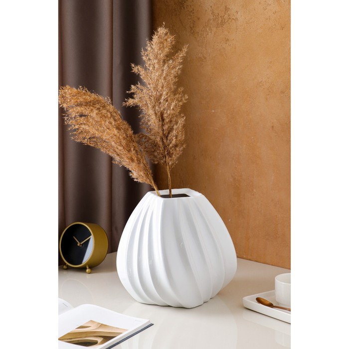 Ваза керамическая "Марелла", настольная, белая, 25 см
Ваза керамическая "Марелла", настольная, белая, 25 см