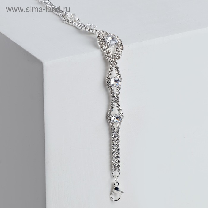 Браслет со стразами "Амелия" бусинка в эллипсе, цвет белый в серебре, 23см
Браслет со стразами "Амелия" бусинка в эллипсе, цвет белый в серебре, 23см