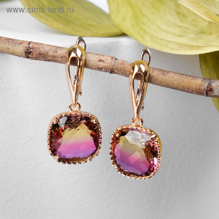 Серьги со стразами "Иллюзион" плавный квадрат, цвет малиново-зелёный в золоте
Серьги со стразами "Иллюзион" плавный квадрат, цвет малиново-зелёный в золоте