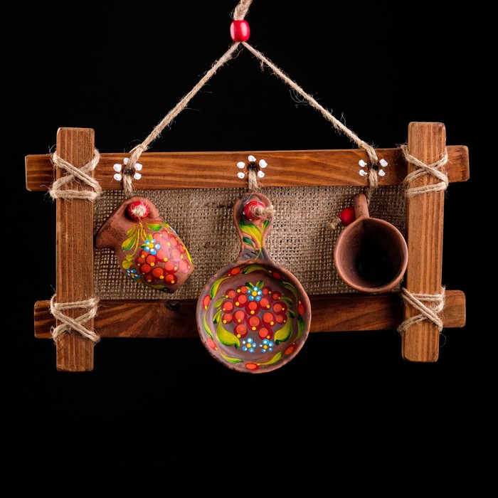 Оберег "Рамка", красная глина, калина, мешковина, 28 см
Оберег "Рамка", красная глина, калина, мешковина, 28 см