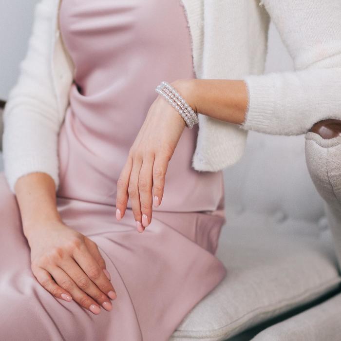 фото Браслет жемчуг "пружинка" яркость, шар №6, цвет белый в серебре, d=6 см queen fair