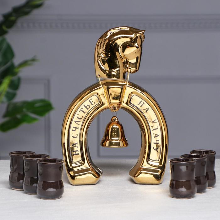 Набор для напитков "Подкова золотая", 7 предметов, 0.65/0.05 л
Набор для напитков "Подкова золотая", 7 предметов, 0.65/0.05 л