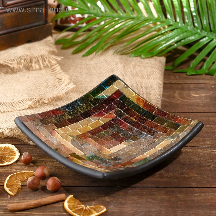 Тарелка декоративная "Каролина" керамика 20х20х5 см
Тарелка декоративная "Каролина" керамика 20х20х5 см