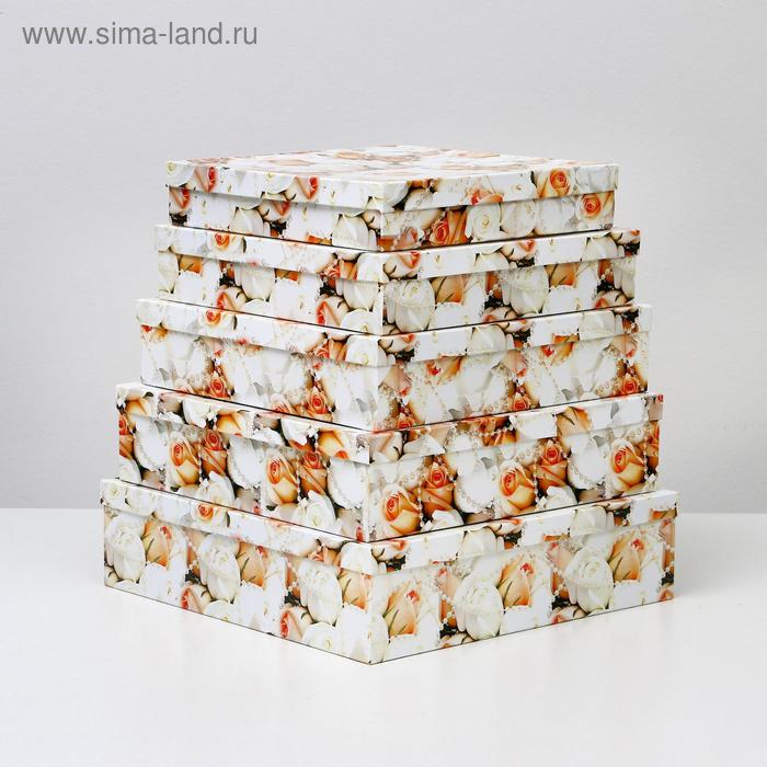 Набор коробок 5 в 1 "Розы с жемчугом", 34 х 34 х 9 - 26 х 26 х 5 см
Набор коробок 5 в 1 "Розы с жемчугом", 34 х 34 х 9 - 26 х 26 х 5 см