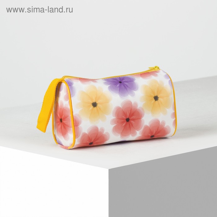 фото Косметичка-сумочка, отдел на молнии, цвет белый