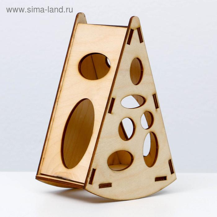 Домик "Сырный барон" 18 х 12 х 8,5 см
Домик "Сырный барон" 18 х 12 х 8,5 см