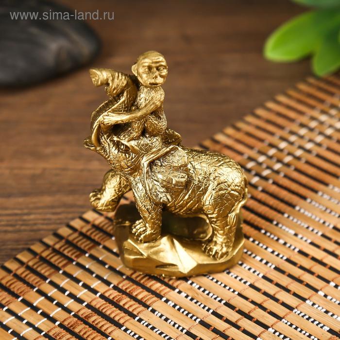 Нэцке полистоун "Обезьяна на слоне" под бронзу 9,5х4,8х6,5 см
Нэцке полистоун "Обезьяна на слоне" под бронзу 9,5х4,8х6,5 см