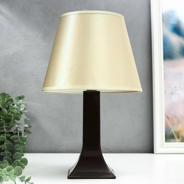 Лампа настольная 72104 1хЕ27 15Вт коричневый d=22 см, h=34,5 см
Лампа настольная 72104 1хЕ27 15Вт коричневый d=22 см, h=34,5 см