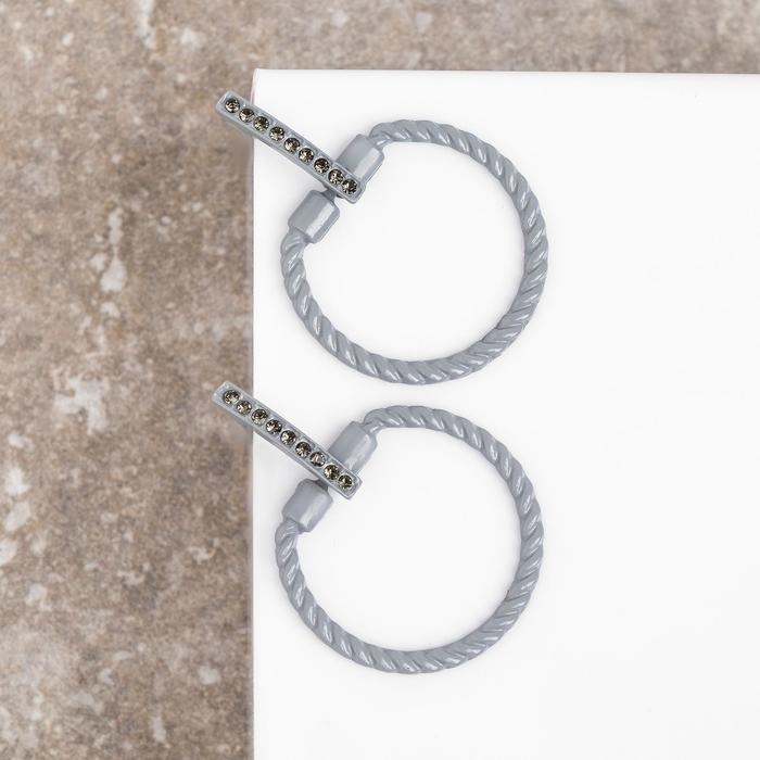 Серьги со стразами "Лассо", цвет серый
Серьги со стразами "Лассо", цвет серый