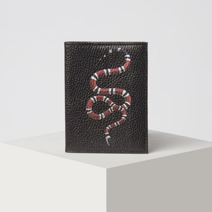 Обложка для автодокументов, цвет чёрный
Обложка для автодокументов, цвет чёрный