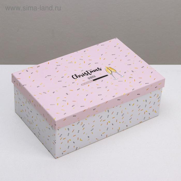 Коробка подарочная «С наступающим новым годом», 28 × 18,5 × 11,5 см
Коробка подарочная «С наступающим новым годом», 28 × 18,5 × 11,5 см