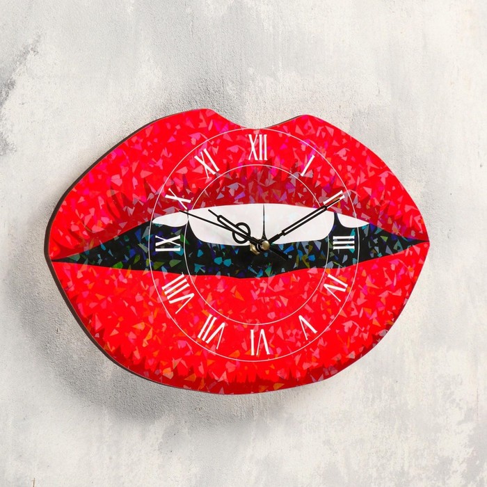 фото Часы настенные "губы", дискретный ход, 29 х 18 см соломон