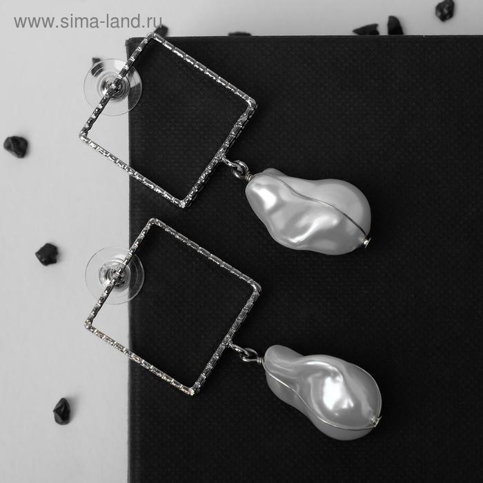Серьги с жемчугом "Квадрат рамка" бусина, цвет белый в серебре
Серьги с жемчугом "Квадрат рамка" бусина, цвет белый в серебре