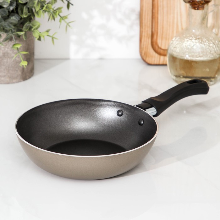 Сковорода Sandy, d=16 см, пластиковая ручка, антипригарное покрытие, цвет золотистый
Сковорода Sandy, d=16 см, пластиковая ручка, антипригарное покрытие, цвет золотистый