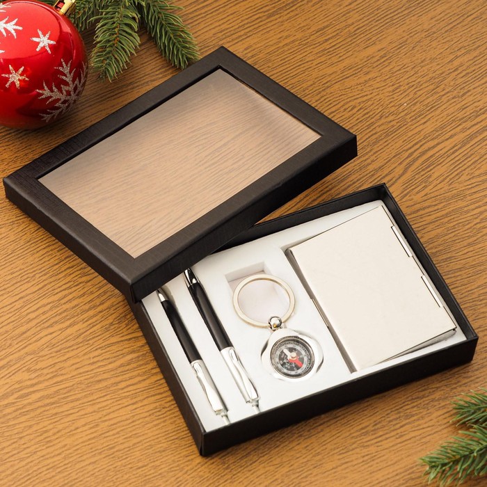 Набор подарочный 4в1 (2 ручки, визитница, компас) микс
Набор подарочный 4в1 (2 ручки, визитница, компас) микс