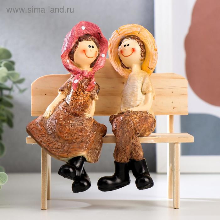 Сувенир полистоун "Ребята на скамеечке" 15х13х8,8 см
Сувенир полистоун "Ребята на скамеечке" 15х13х8,8 см