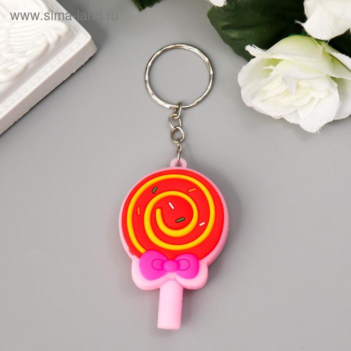 Брелок резина "Леденец с бантиком" 5,2х3,х1,1 см
Брелок резина "Леденец с бантиком" 5,2х3,х1,1 см