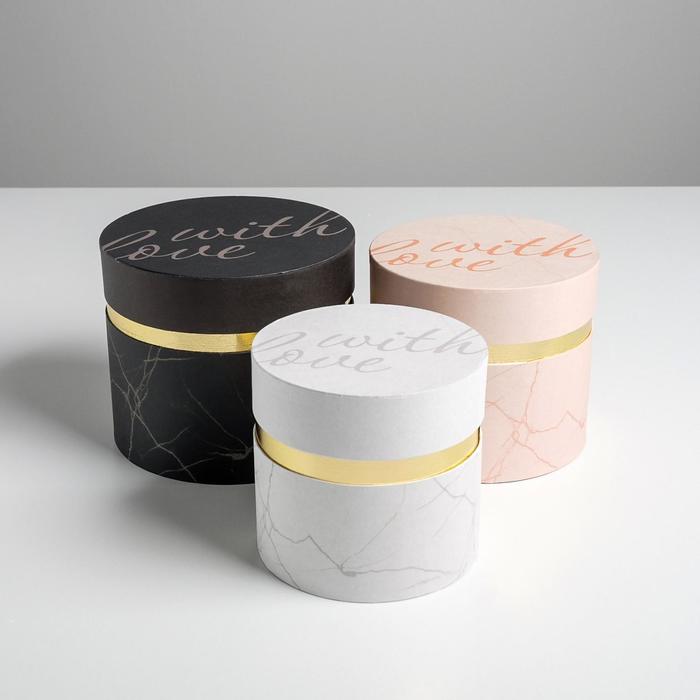 Набор коробок 3 в 1 с золотой вставкой «Мрамор», 16 х 16 х 14 - 20 х 20 х 17,5 см
Набор коробок 3 в 1 с золотой вставкой «Мрамор», 16 х 16 х 14 - 20 х 20 х 17,5 см