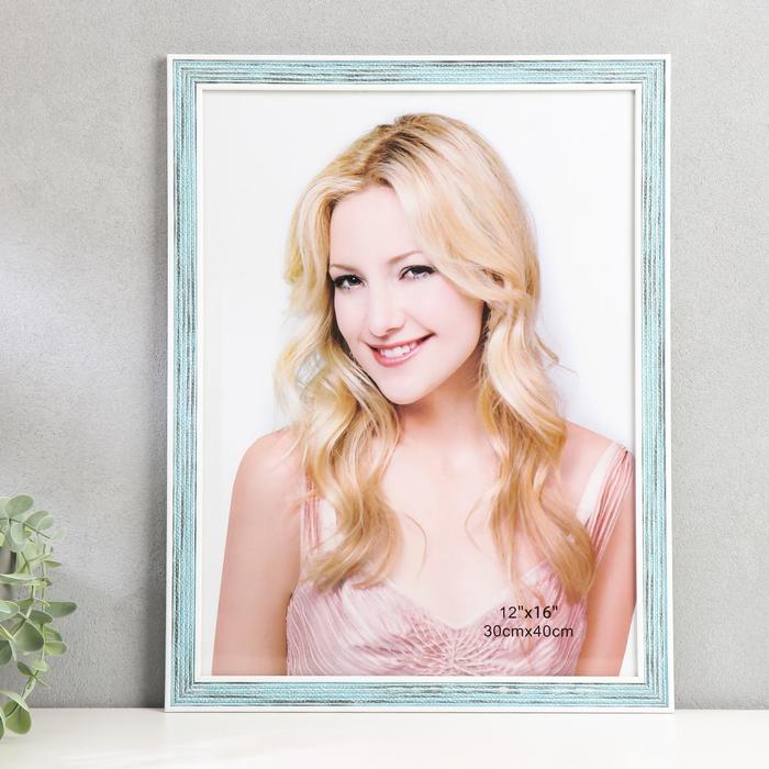 Фоторамка пластик 30х40 см "Плетение" сине-голубая с белой обводкой 43,5х33,5 см
Фоторамка пластик 30х40 см "Плетение" сине-голубая с белой обводкой 43,5х33,5 см