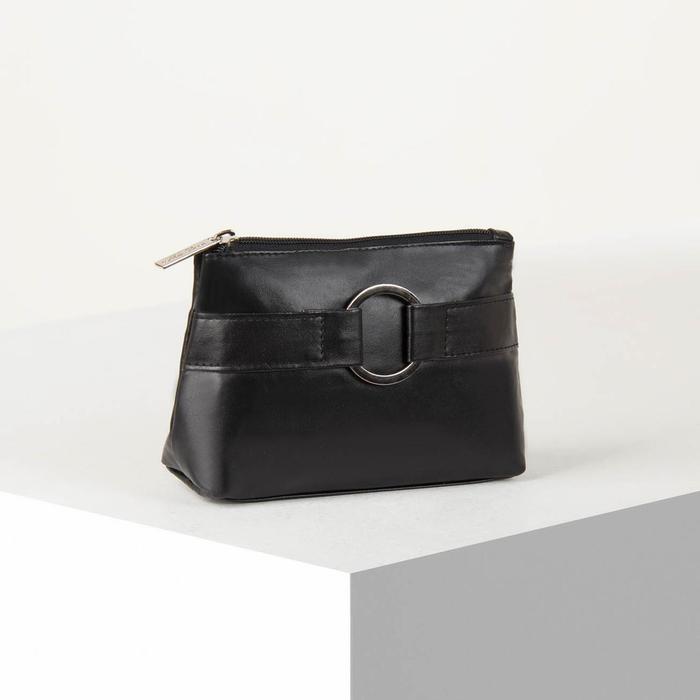 Косметичка простая, отдел на молнии, цвет чёрный
Косметичка простая, отдел на молнии, цвет чёрный