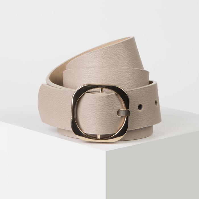 Ремень женский, ширина - 3,5 см, пряжка металл, цвет светло-коричневый
Ремень женский, ширина - 3,5 см, пряжка металл, цвет светло-коричневый