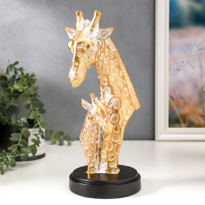 Сувенир полистоун "Бюст Жирафа и малыша" золото 31х12х22 см
Сувенир полистоун "Бюст Жирафа и малыша" золото 31х12х22 см