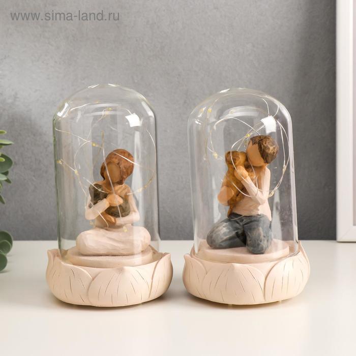 Сувенир полистоун свет "Ребёнок с животным" в колбе МИКС 15,7х10х10 см
Сувенир полистоун свет "Ребёнок с животным" в колбе МИКС 15,7х10х10 см