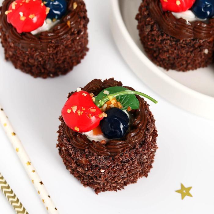 Муляж пирожное "Сладкое настроение " 5,5х5,5 см шоколадное круглое
Муляж пирожное "Сладкое настроение " 5,5х5,5 см шоколадное круглое