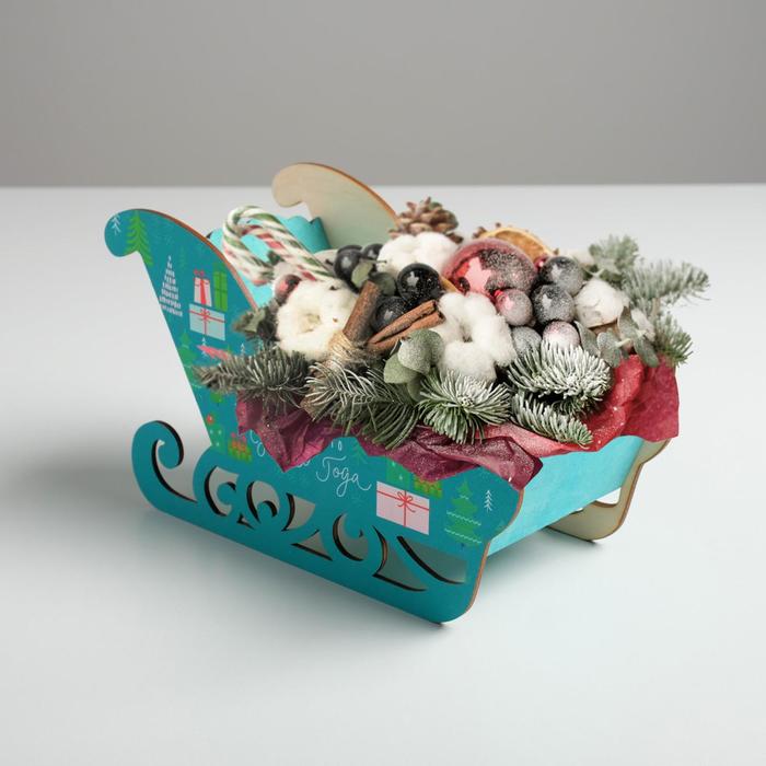 Кашпо новогоднее "Сани", с декором волшебного Нового года, 23 х 10 х 14 см
Кашпо новогоднее "Сани", с декором волшебного Нового года, 23 х 10 х 14 см