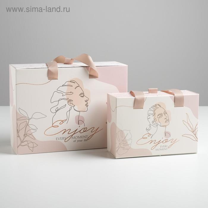 Набор коробок подарочных 2 в 1 «Нежность», 22 × 15 × 8 см, 30 × 22 × 10 см
Набор коробок подарочных 2 в 1 «Нежность», 22 × 15 × 8 см, 30 × 22 × 10 см