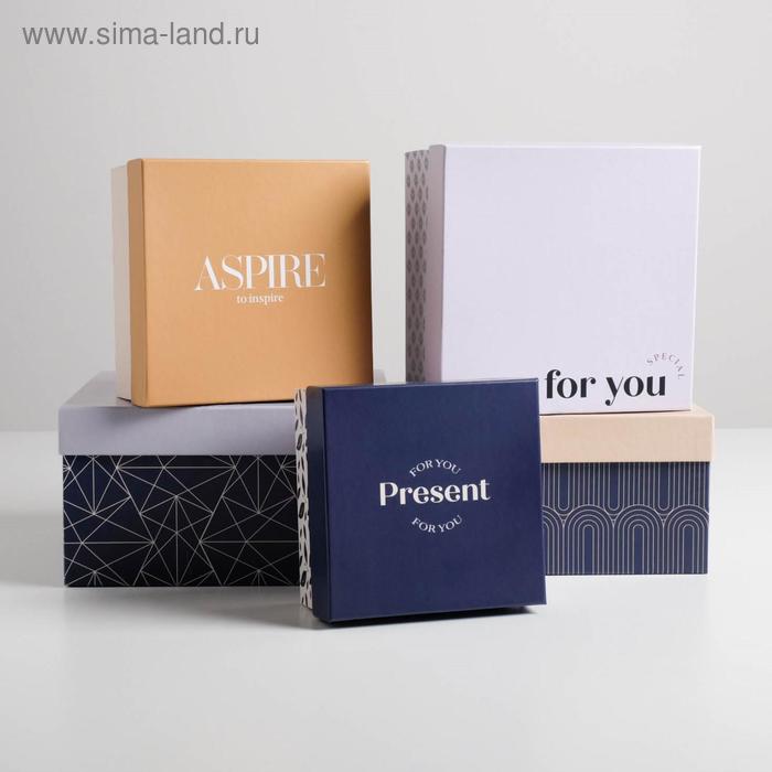 Набор подарочных коробок 5 в 1 «Универсальный», 14 × 14 × 8‒22 × 22 × 12 см
Набор подарочных коробок 5 в 1 «Универсальный», 14 × 14 × 8‒22 × 22 × 12 см