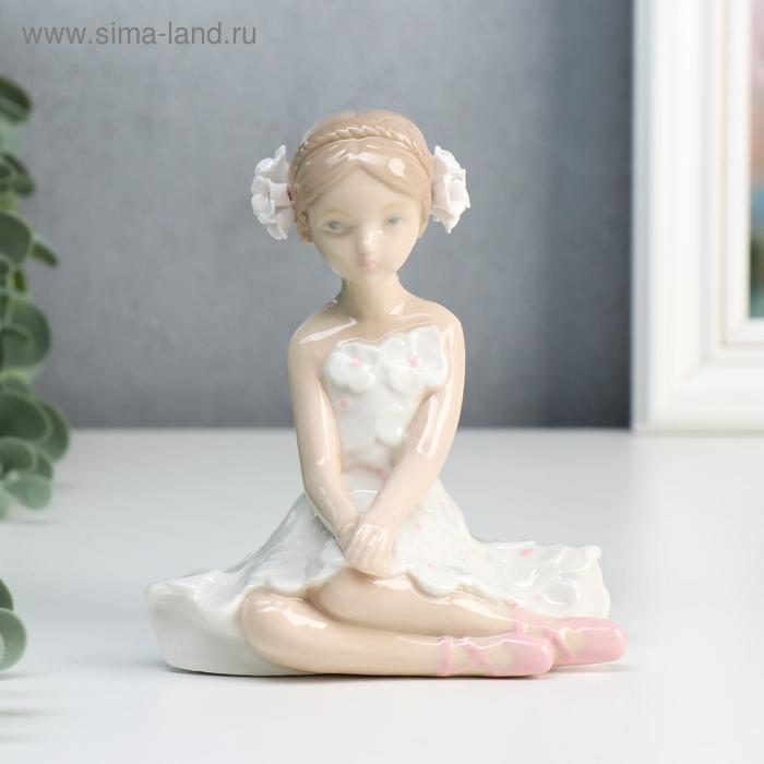 Сувенир керамика "Балеринка в платье с белыми цветами" 12,2х6,9х10,7 см
Сувенир керамика "Балеринка в платье с белыми цветами" 12,2х6,9х10,7 см